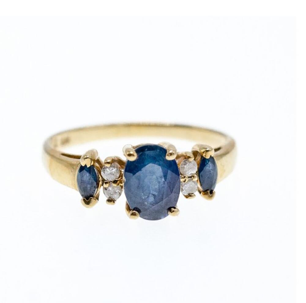 14K Yellow Gold Sapphire & Diamonds Ring Size 7